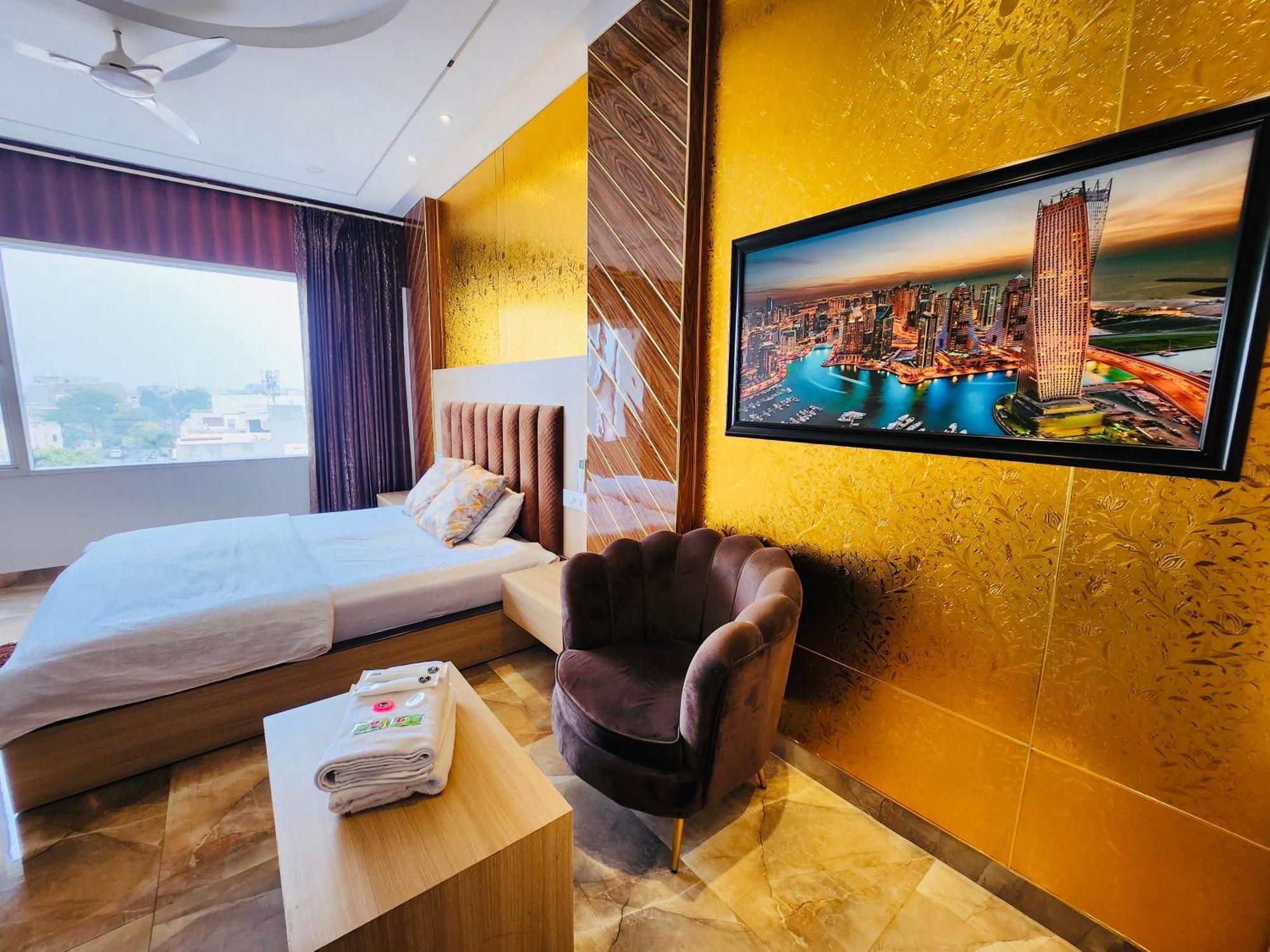 Holidayvilla & Suites Amritsar- Green Avenue المظهر الخارجي الصورة